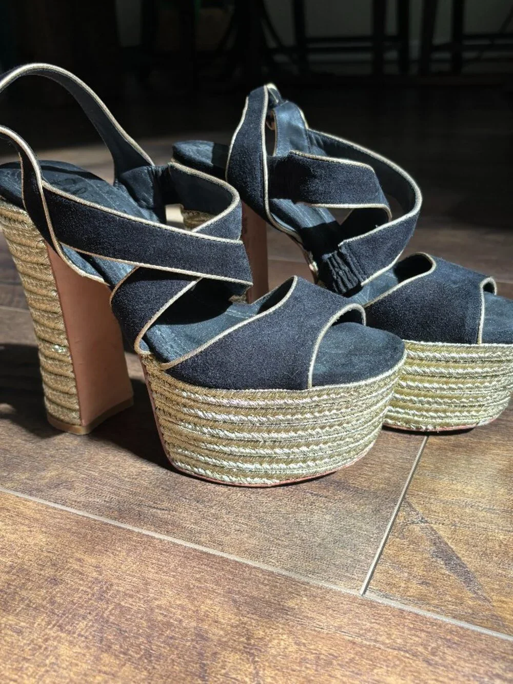 Alice + Olivia rope high-platform collection